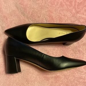 Beautiful black pumps